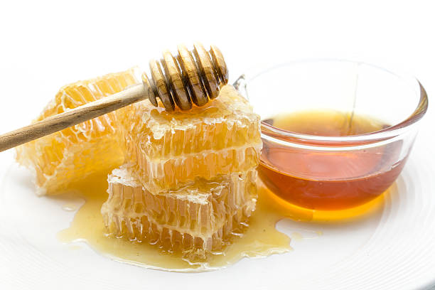 MIEL PURA DE ABEJA EN SU PENCA CAJA DE 350 GRAMOS